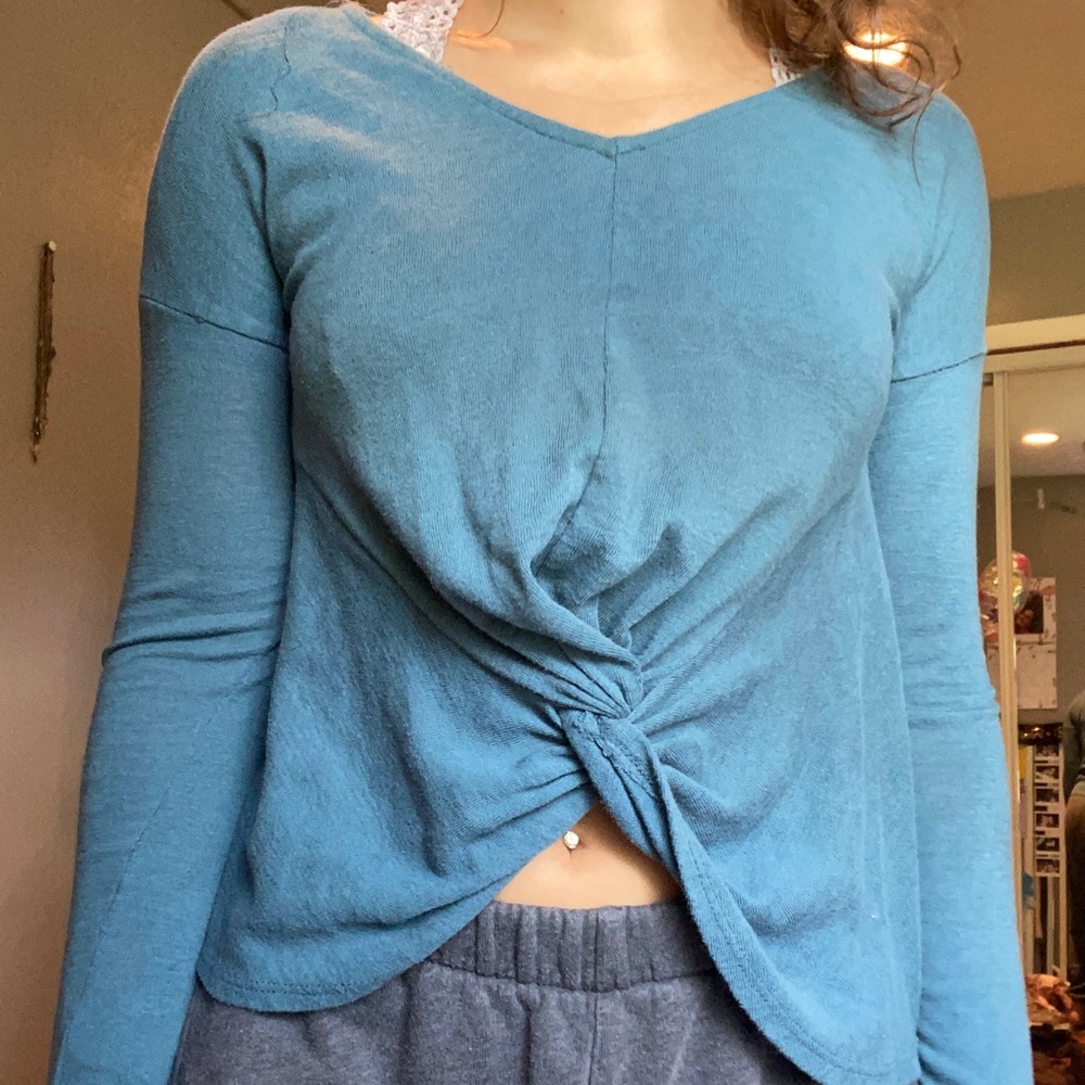 Tie front Long sleeve Top